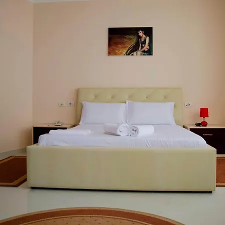 Ikea Hotel 2*