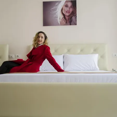 Ikea 2* Tirana